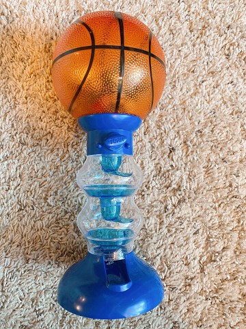 <img src='photo/2025/TK087115.jpg'width='400' height='300'>