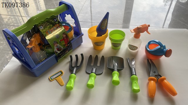 <img src='photo/2025/TK097386.jpg'width='400' height='300'>