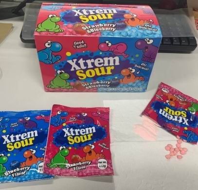 <img src='photo/2025/TK098125.jpg'width='400' height='300'>