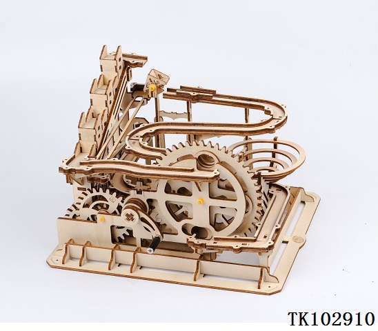 <img src='photo/2025/TK102910.jpg'width='400' height='300'>